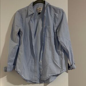 Universal Thread Light Blue Button Down Shirt